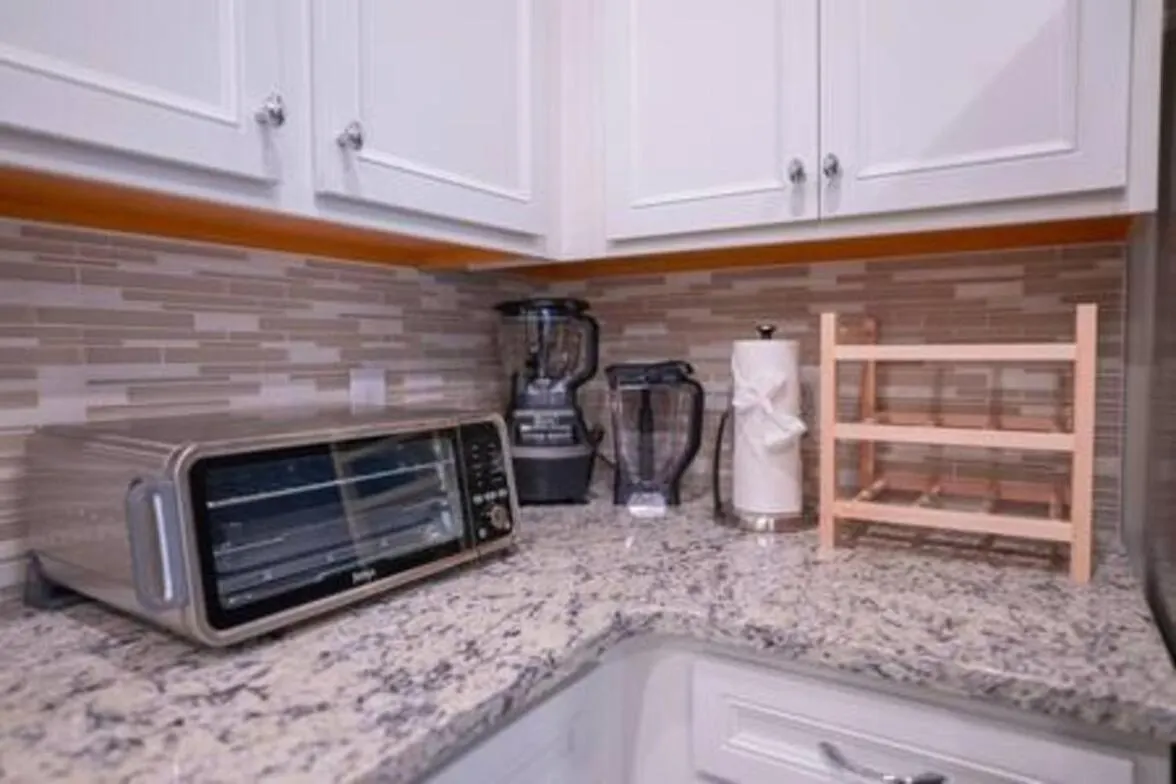 New Home W Heated Pool & Bbq Grill USA