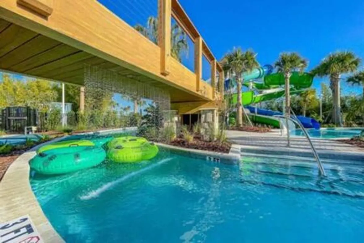 New Home W Heated Pool & Bbq Grill USA