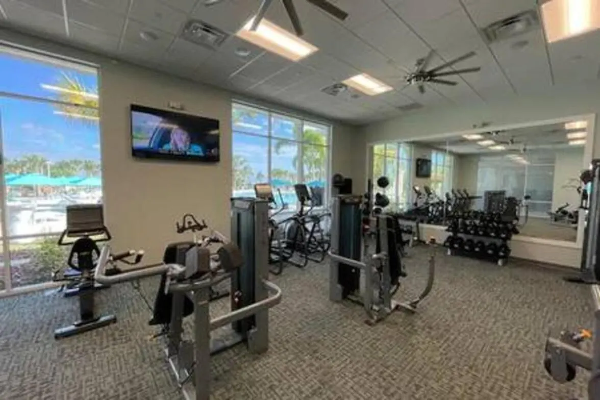 New Home W Heated Pool & Bbq Grill 0*, Davenport USA
