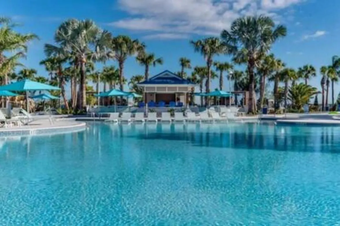New Home W Heated Pool & Bbq Grill Davenport